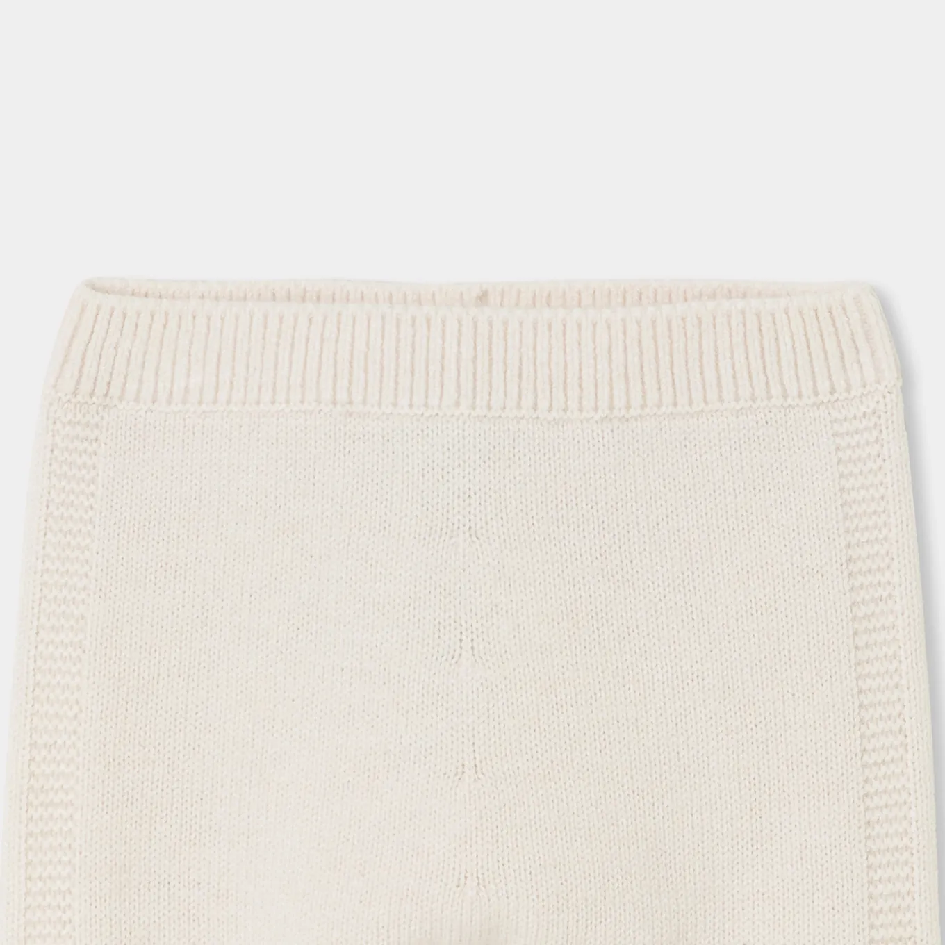 Baby girl knitwear set