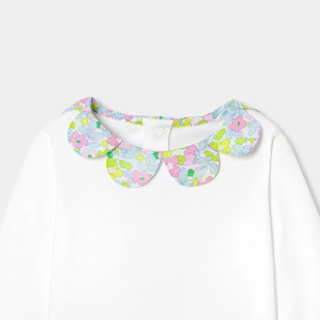 Baby girl long sleeves bodysuit