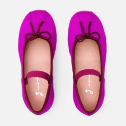 Girl ballerinas
