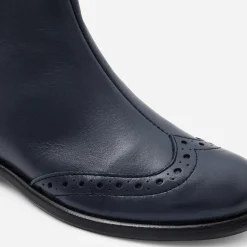Girl leather boots