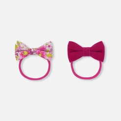 Girl pair of elastic bands
